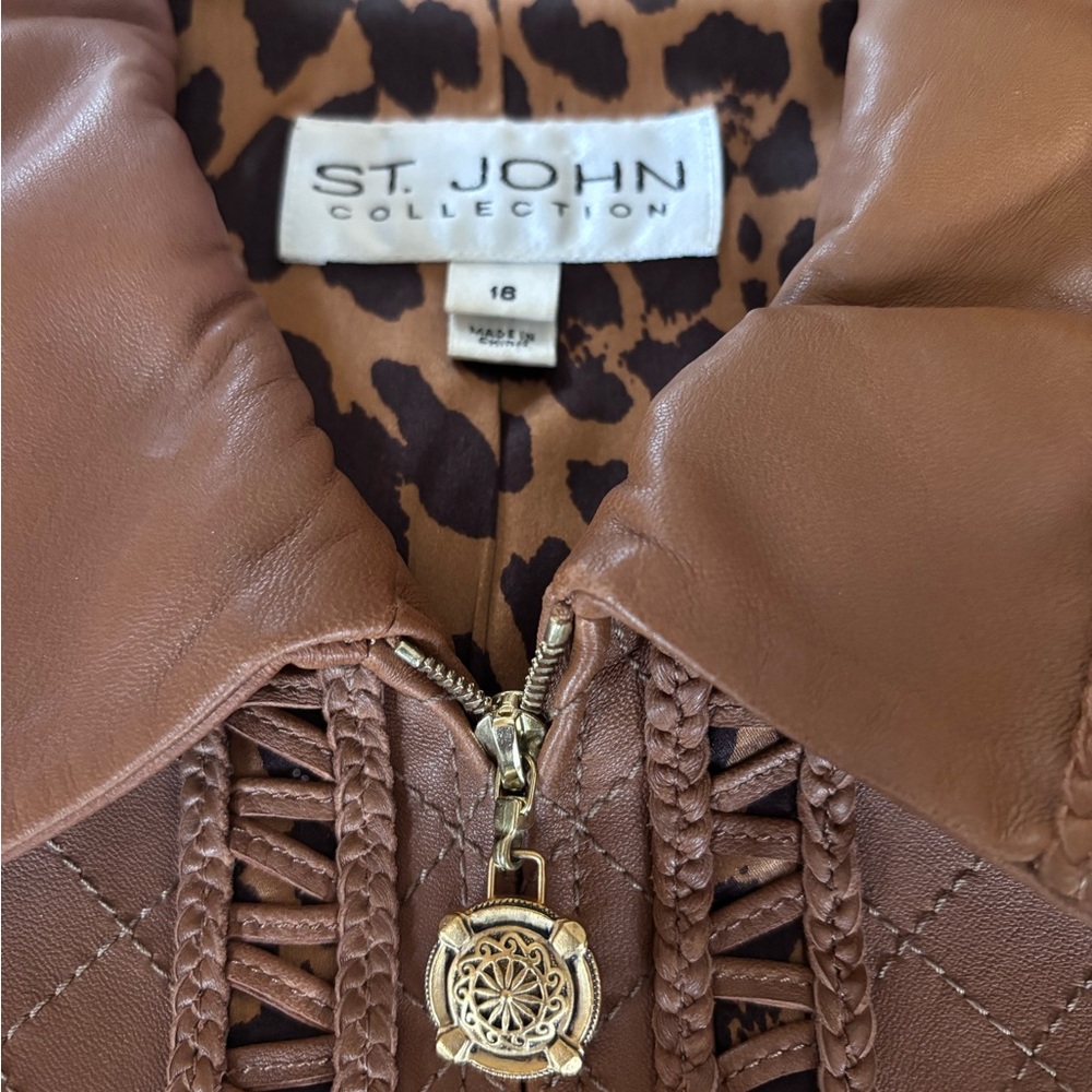 NWOT St. John Collection 3pc Cognac Leather Jacket, Animal Tank, Jeans 16/M/14 - Picture 3 of 16